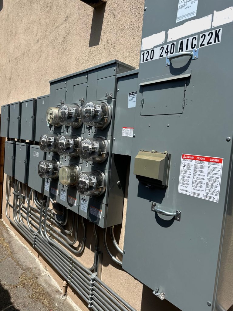 Square D 400 amp electrical service